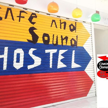 Safe And Sound Hostel Chiang Mai Buitenkant foto