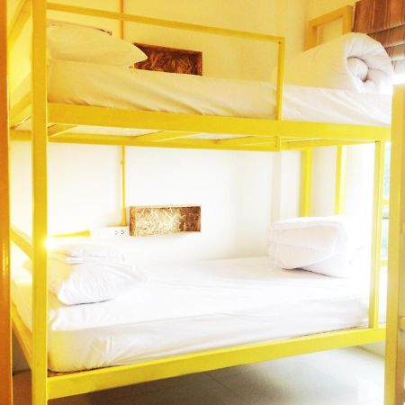Safe And Sound Hostel Chiang Mai Buitenkant foto